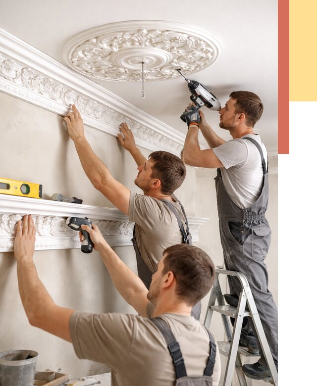 Монтаж лепнины на потолок в Магадане от 3271 руб. быстро и недорого | ОТДЕЛОЧНИК-Мгд